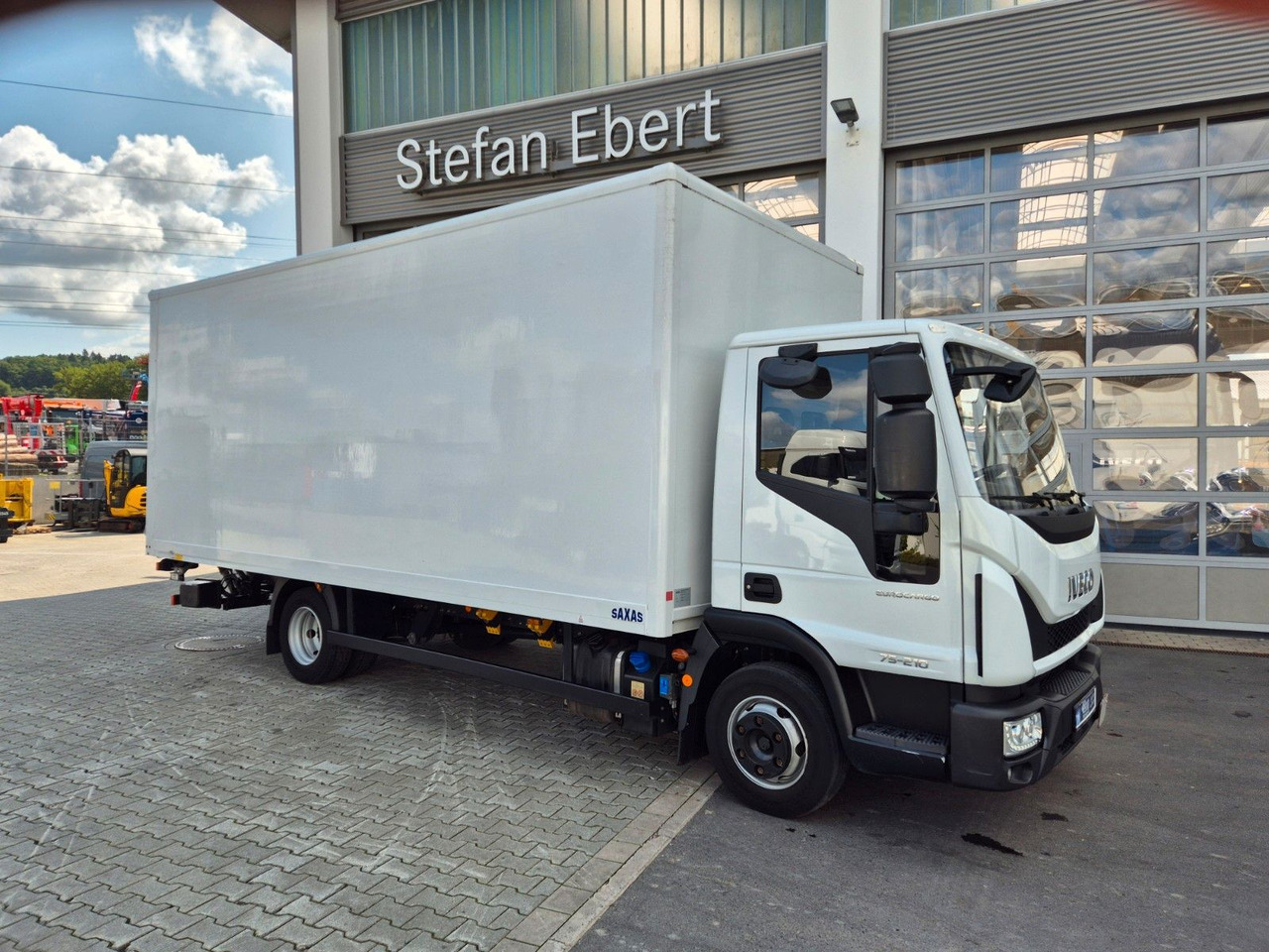 Iveco Eurocargo ML75E21/P LBW 3 Sitze Klima ACC 4 St. - Фургон с закрытым кузовом: фото 4 Iveco Eurocargo ML75E21/P LBW 3 Sitze Klima ACC 4 St. - Фургон с закрытым кузовом: фото 4
