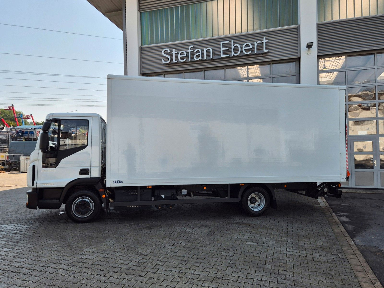 Iveco Eurocargo ML75E21/P LBW 3 Sitze Klima ACC 4 St. - Фургон с закрытым кузовом: фото 4 Iveco Eurocargo ML75E21/P LBW 3 Sitze Klima ACC 4 St. - Фургон с закрытым кузовом: фото 4