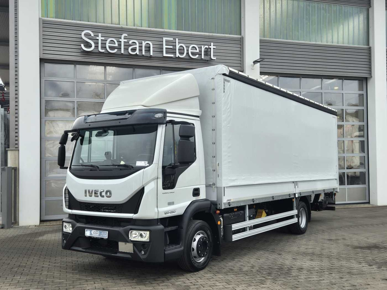 Iveco ML120E25/P 2x Schiebeplane AHK LBW Kamera - Тентованный грузовик: фото 1 Iveco ML120E25/P 2x Schiebeplane AHK LBW Kamera - Тентованный грузовик: фото 1