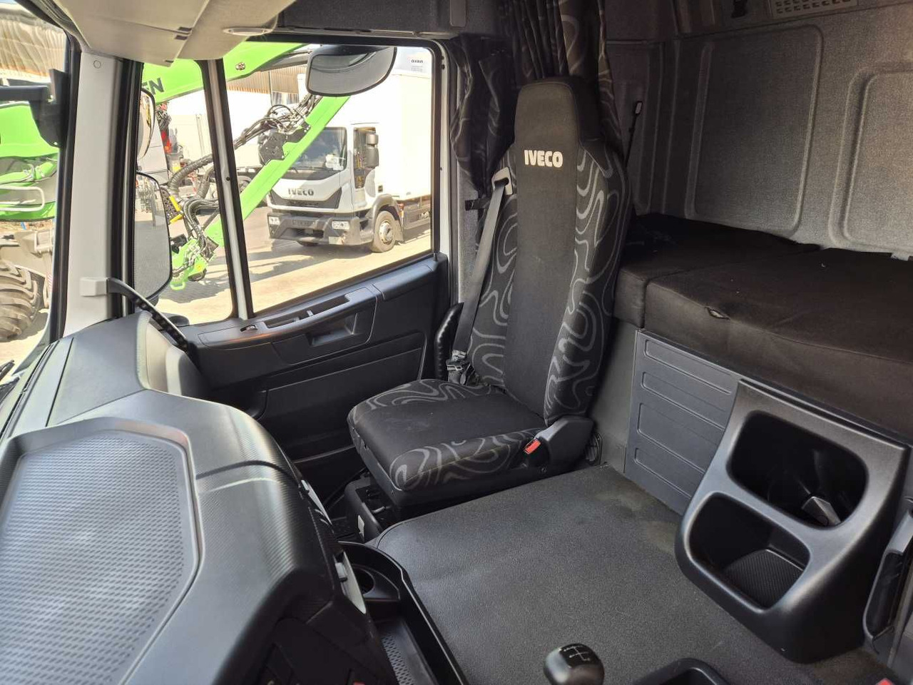Грузовик-контейнеровоз/ Сменный кузов Iveco Stralis AT190S31/P BDF Klima Standh. AHK Bett: фото 12