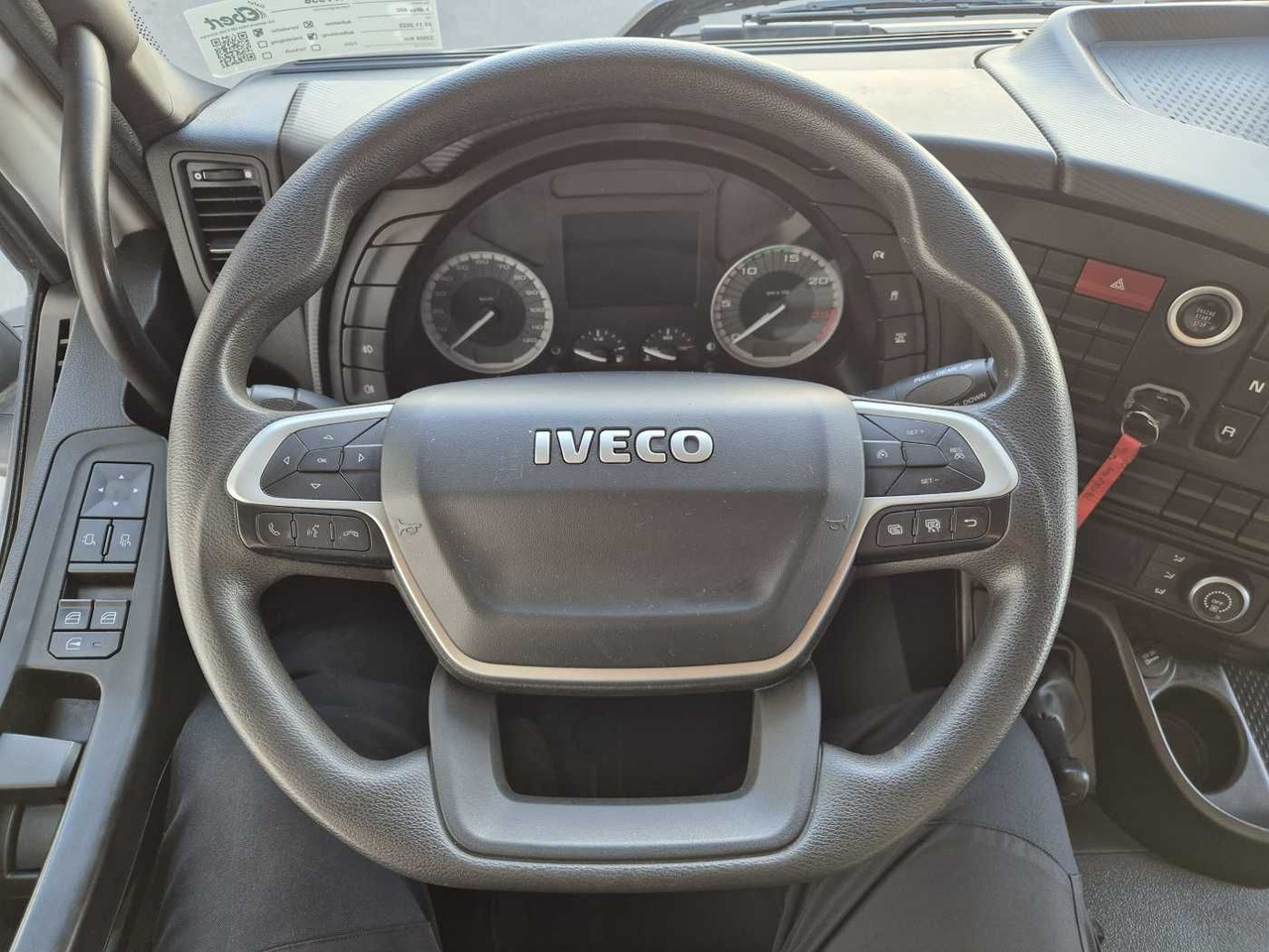 Самосвал Iveco X-Way AD300X48Z HR 6x4 Intarder Bordmatic Kamera: фото 12