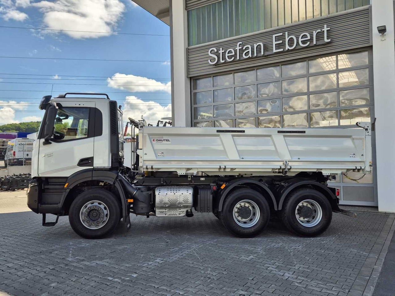 Самосвал Iveco X-Way AD300X48Z HR 6x4 Intarder Bordmatic Kamera: фото 6