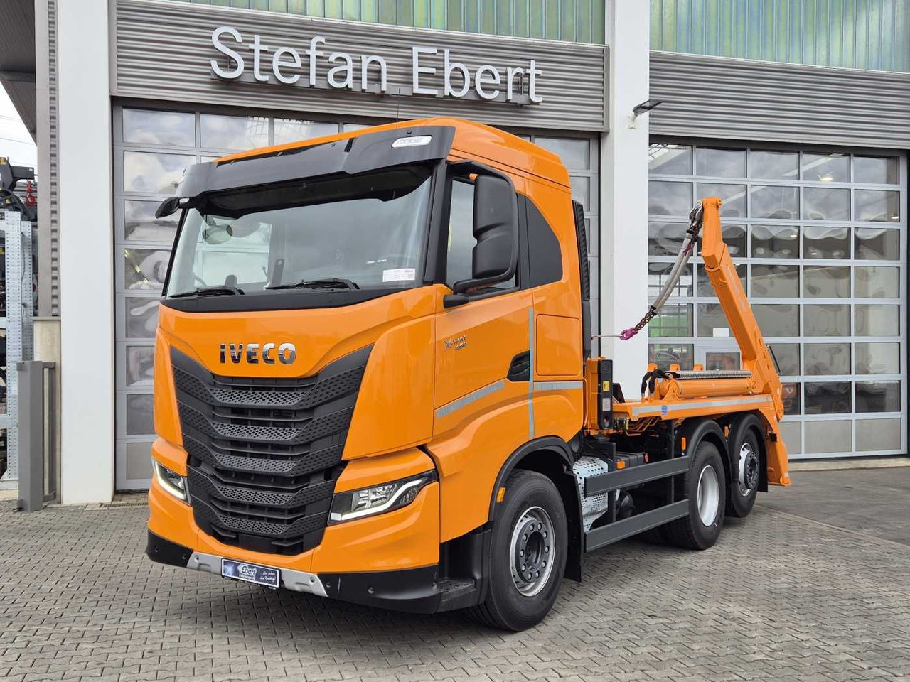 Iveco X-Way AS280X46Y/PS ON 6x2 MEILLER AK16 Intarder - Самосвал: фото 1 Iveco X-Way AS280X46Y/PS ON 6x2 MEILLER AK16 Intarder - Самосвал: фото 1