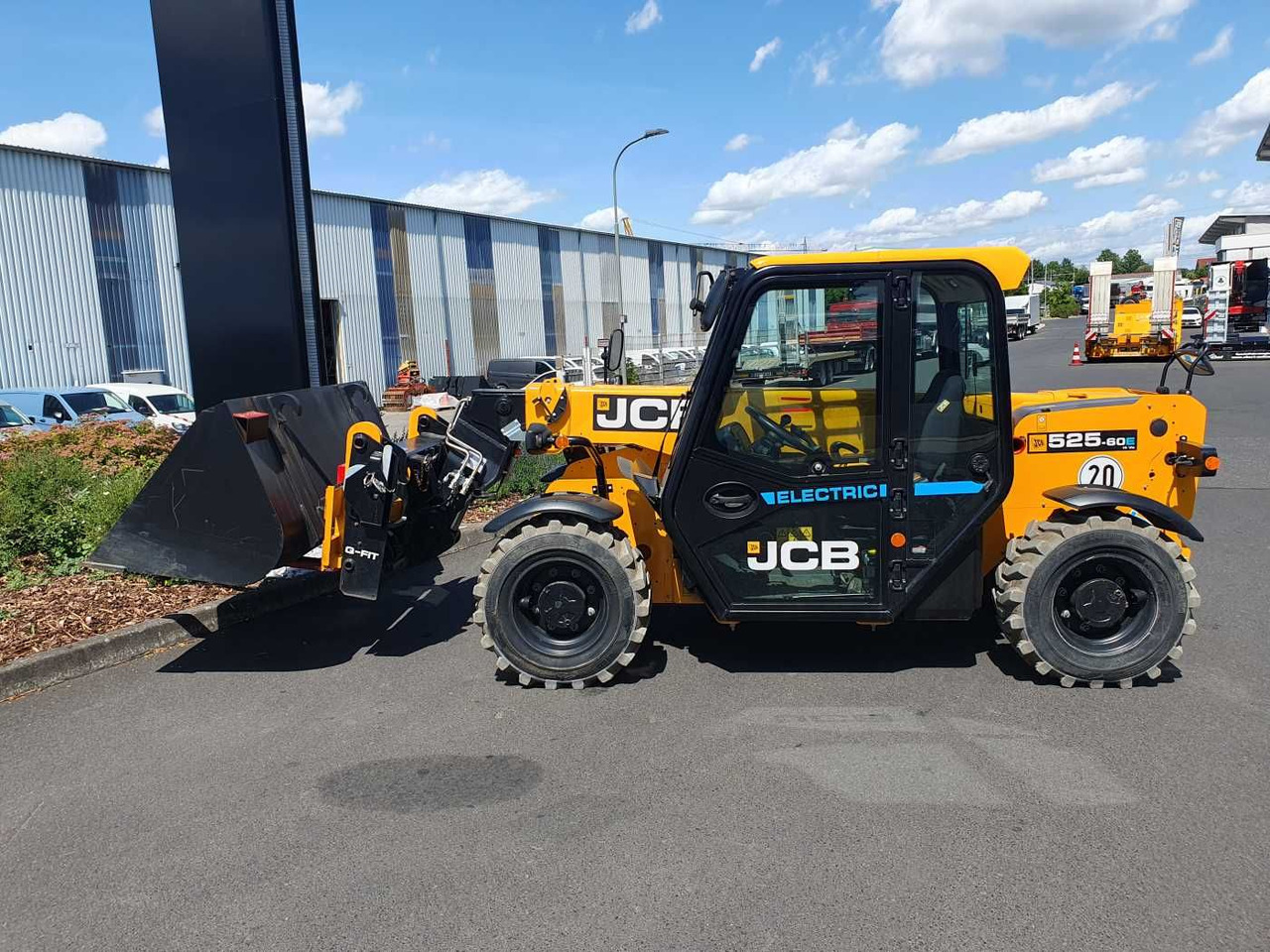 JCB 525-60E / Elektro / 2022 / nur 176h / Gabel - Телескопический погрузчик: фото 3 JCB 525-60E / Elektro / 2022 / nur 176h / Gabel - Телескопический погрузчик: фото 3