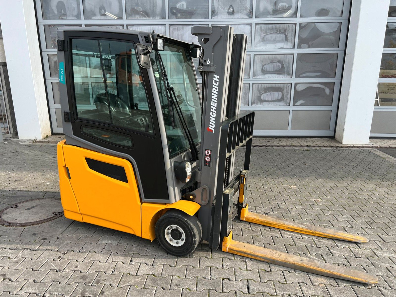 Jungheinrich EFG 215 / Triplex: 4.25m! / SS / 4.029h - Электропогрузчик: фото 2 Jungheinrich EFG 215 / Triplex: 4.25m! / SS / 4.029h - Электропогрузчик: фото 2