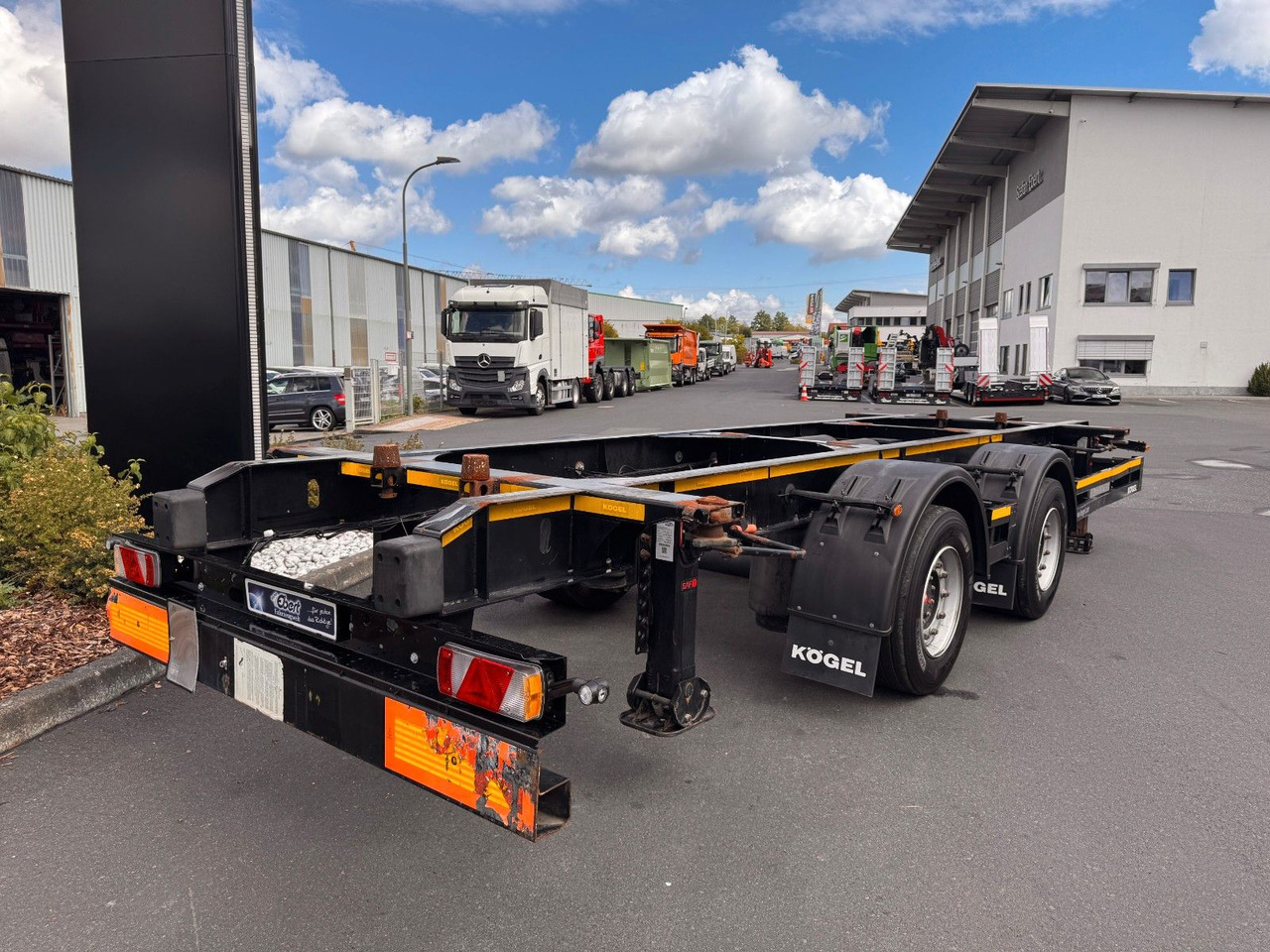 Kögel ZW 18 Lafette SAF Achsen 15.910kg Nutzlast - Прицеп-контейнеровоз/ Сменный кузов: фото 2 Kögel ZW 18 Lafette SAF Achsen 15.910kg Nutzlast - Прицеп-контейнеровоз/ Сменный кузов: фото 2