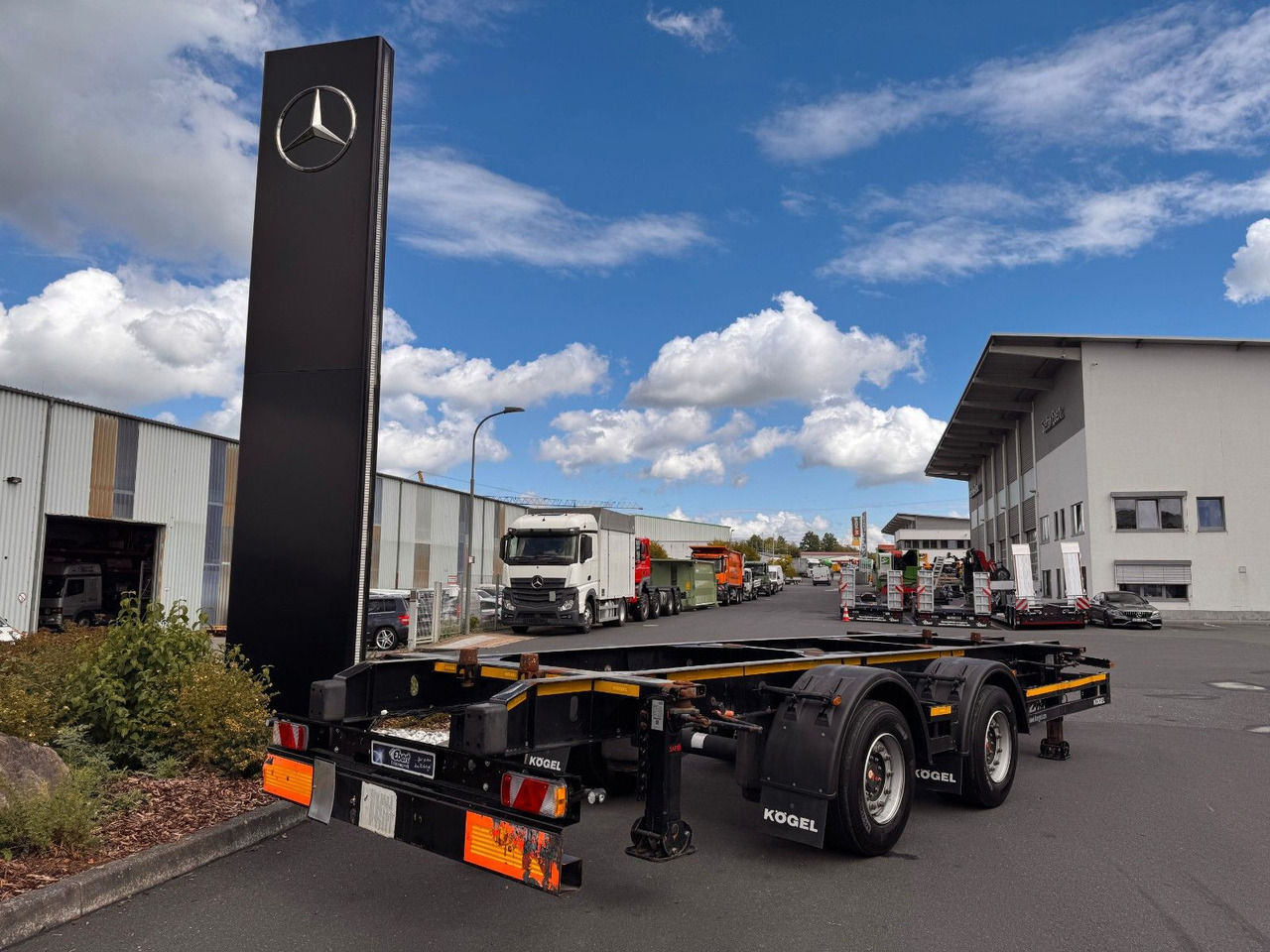 Kögel ZW 18 Lafette SAF Achsen 15.910kg Nutzlast - Прицеп-контейнеровоз/ Сменный кузов: фото 1 Kögel ZW 18 Lafette SAF Achsen 15.910kg Nutzlast - Прицеп-контейнеровоз/ Сменный кузов: фото 1