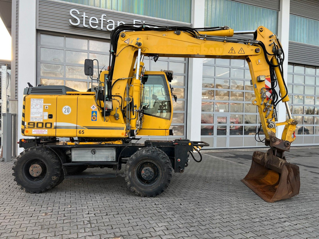 Liebherr A 900 C ZW Litronic / 19.616 h / 2009 - Колёсный экскаватор: фото 2 Liebherr A 900 C ZW Litronic / 19.616 h / 2009 - Колёсный экскаватор: фото 2