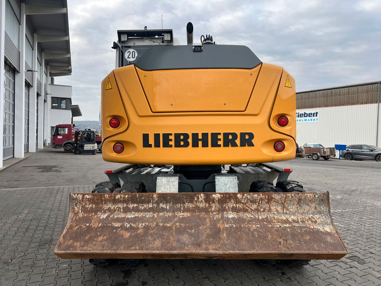 Liebherr A 910 C Litronic / 2.381h / SW33 - Колёсный экскаватор: фото 5 Liebherr A 910 C Litronic / 2.381h / SW33 - Колёсный экскаватор: фото 5