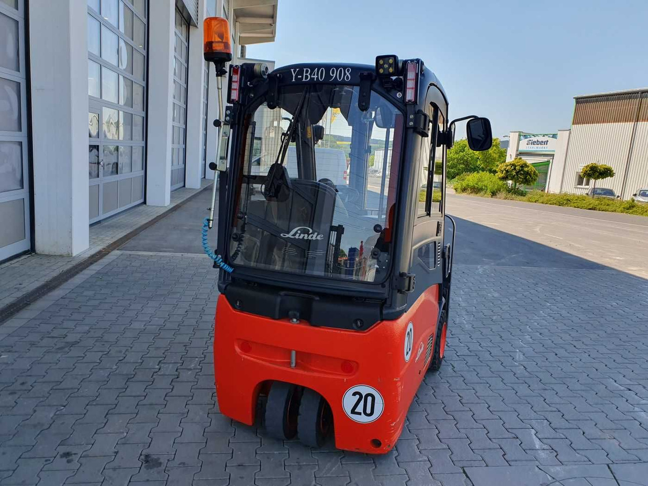 Linde E14 - 01 / Triplex: 4.10m! / SS / nur 1.003h! - Электропогрузчик: фото 4 Linde E14 - 01 / Triplex: 4.10m! / SS / nur 1.003h! - Электропогрузчик: фото 4