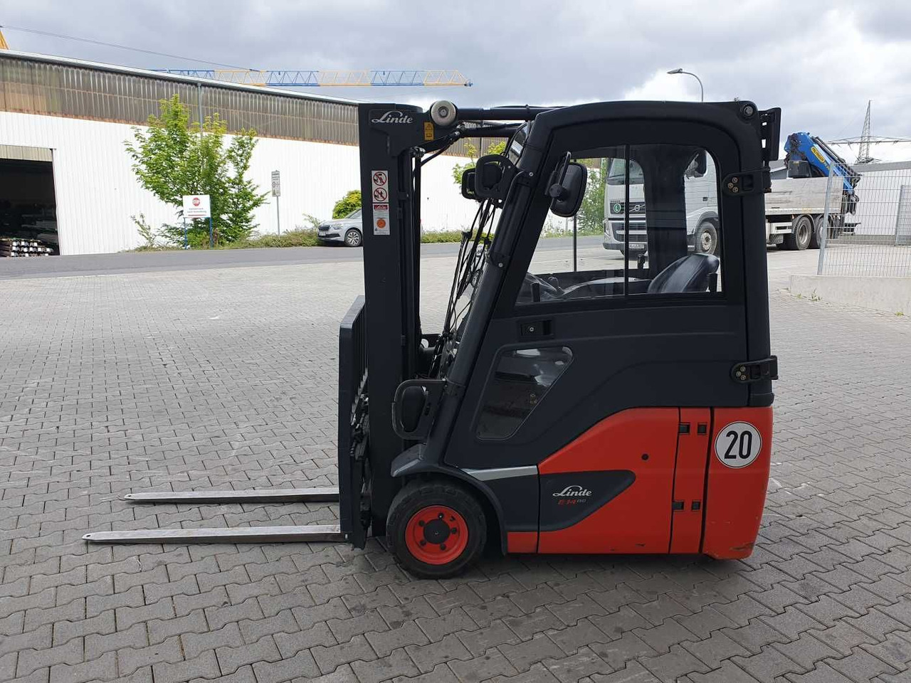 Linde E14 - 02 / Triplex: 4.00m! / SS / nur 1.777h! в лизинг Linde E14 - 02 / Triplex: 4.00m! / SS / nur 1.777h!: фото 6 Linde E14 - 02 / Triplex: 4.00m! / SS / nur 1.777h! в лизинг Linde E14 - 02 / Triplex: 4.00m! / SS / nur 1.777h!: фото 6