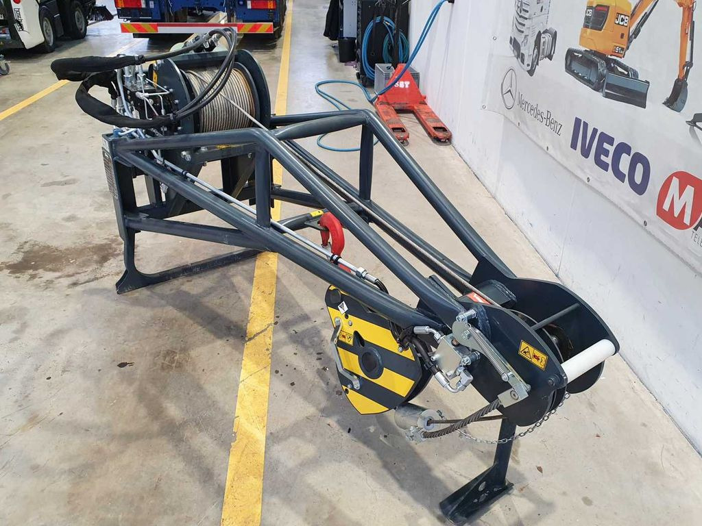 Magni Ausleger mit Seilwinde JW2000 / RTH / TH Magni Ausleger mit Seilwinde JW2000 / RTH / TH - Лебёдка: фото 4 Magni Ausleger mit Seilwinde JW2000 / RTH / TH Magni Ausleger mit Seilwinde JW2000 / RTH / TH - Лебёдка: фото 4