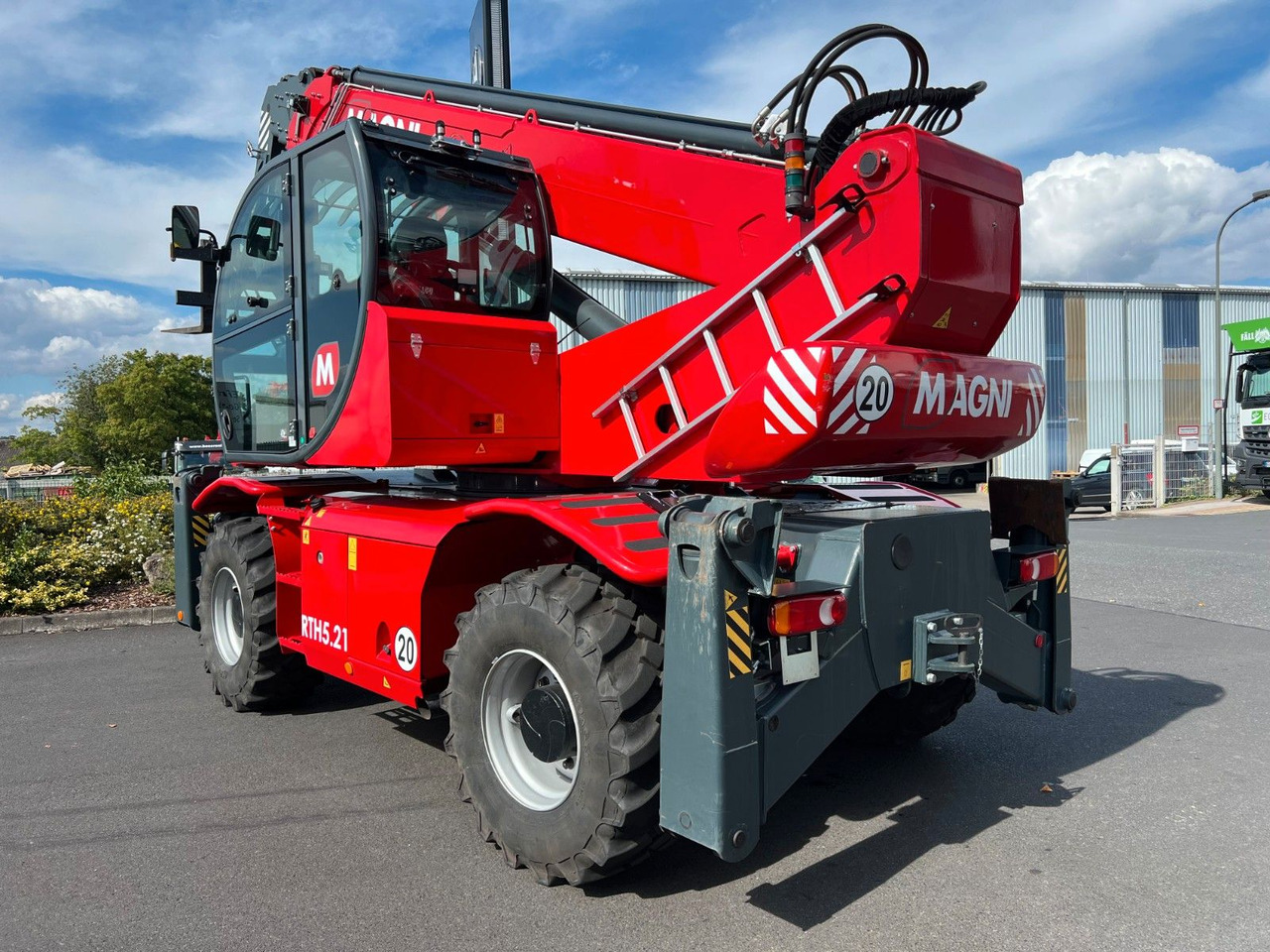 Magni RTH 5.21 Roto / Funk / Gabel / nur 419h - Телескопический погрузчик: фото 3 Magni RTH 5.21 Roto / Funk / Gabel / nur 419h - Телескопический погрузчик: фото 3