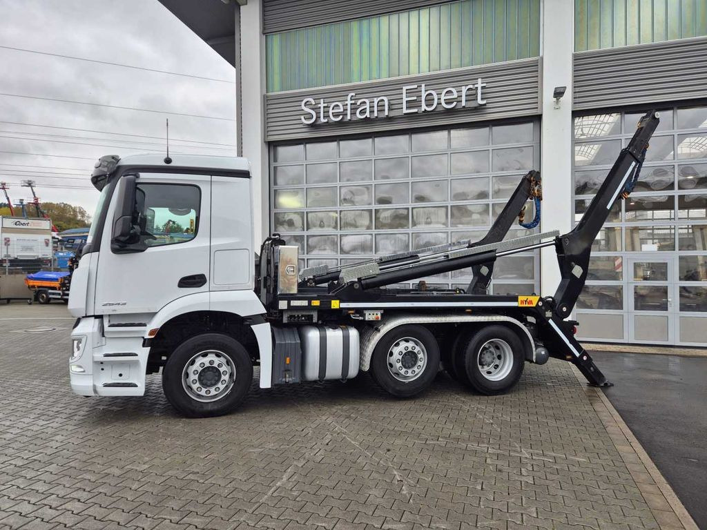 Mercedes-Benz Arocs 2543 L 6x2/4 Hiab TS 2018 TAZ Funk - Портальный бункеровоз: фото 5 Mercedes-Benz Arocs 2543 L 6x2/4 Hiab TS 2018 TAZ Funk - Портальный бункеровоз: фото 5