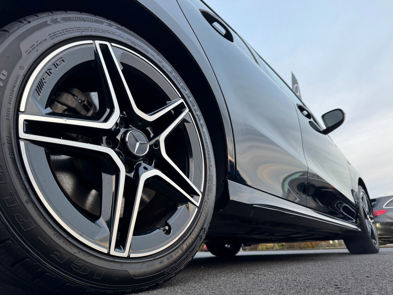 Mercedes-Benz B 250e Edition2020+AMG+Ambiente+Night+LED - Седан: фото 5 Mercedes-Benz B 250e Edition2020+AMG+Ambiente+Night+LED - Седан: фото 5