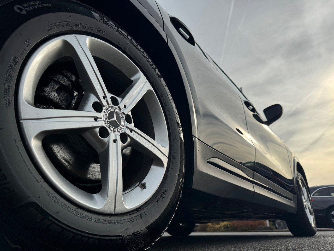 Mercedes-Benz GLA 200 AMG+Pano+Distr+Ambiente+Multibeam+ - Внедорожник: фото 5 Mercedes-Benz GLA 200 AMG+Pano+Distr+Ambiente+Multibeam+ - Внедорожник: фото 5