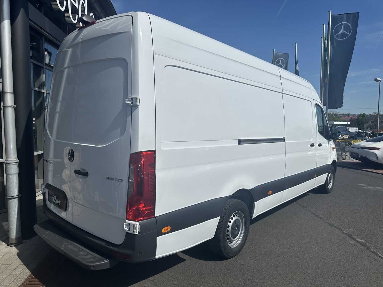 Mercedes-Benz Sprinter 315 CDI 4325 Klima 360 SHZ MBUX Schwing - Цельнометаллический фургон: фото 3 Mercedes-Benz Sprinter 315 CDI 4325 Klima 360 SHZ MBUX Schwing - Цельнометаллический фургон: фото 3