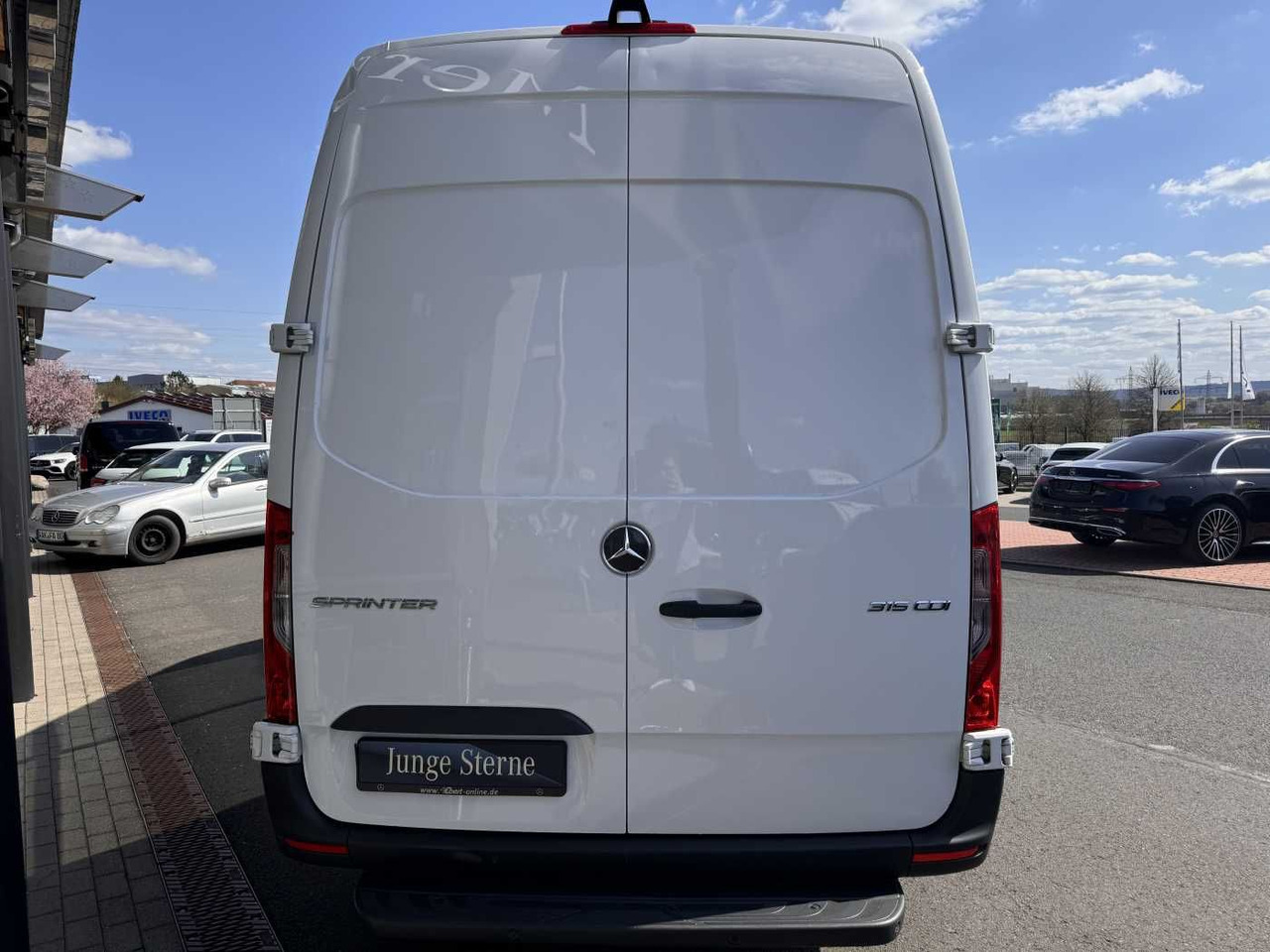 Mercedes-Benz Sprinter 315 CDI 4325 Klima 360 Schwing MBUX SHZ - Цельнометаллический фургон: фото 5 Mercedes-Benz Sprinter 315 CDI 4325 Klima 360 Schwing MBUX SHZ - Цельнометаллический фургон: фото 5