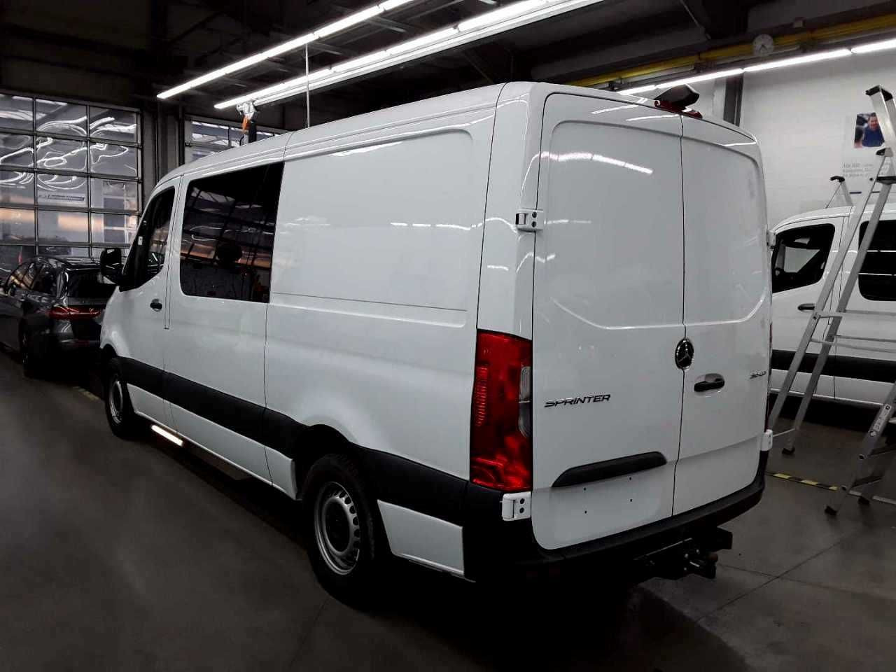 Mercedes-Benz Sprinter 315 CDI DoKa/Mixto AHK3,5t Klima Kamera - Цельнометаллический фургон, Грузопассажирский фургон: фото 4 Mercedes-Benz Sprinter 315 CDI DoKa/Mixto AHK3,5t Klima Kamera - Цельнометаллический фургон, Грузопассажирский фургон: фото 4