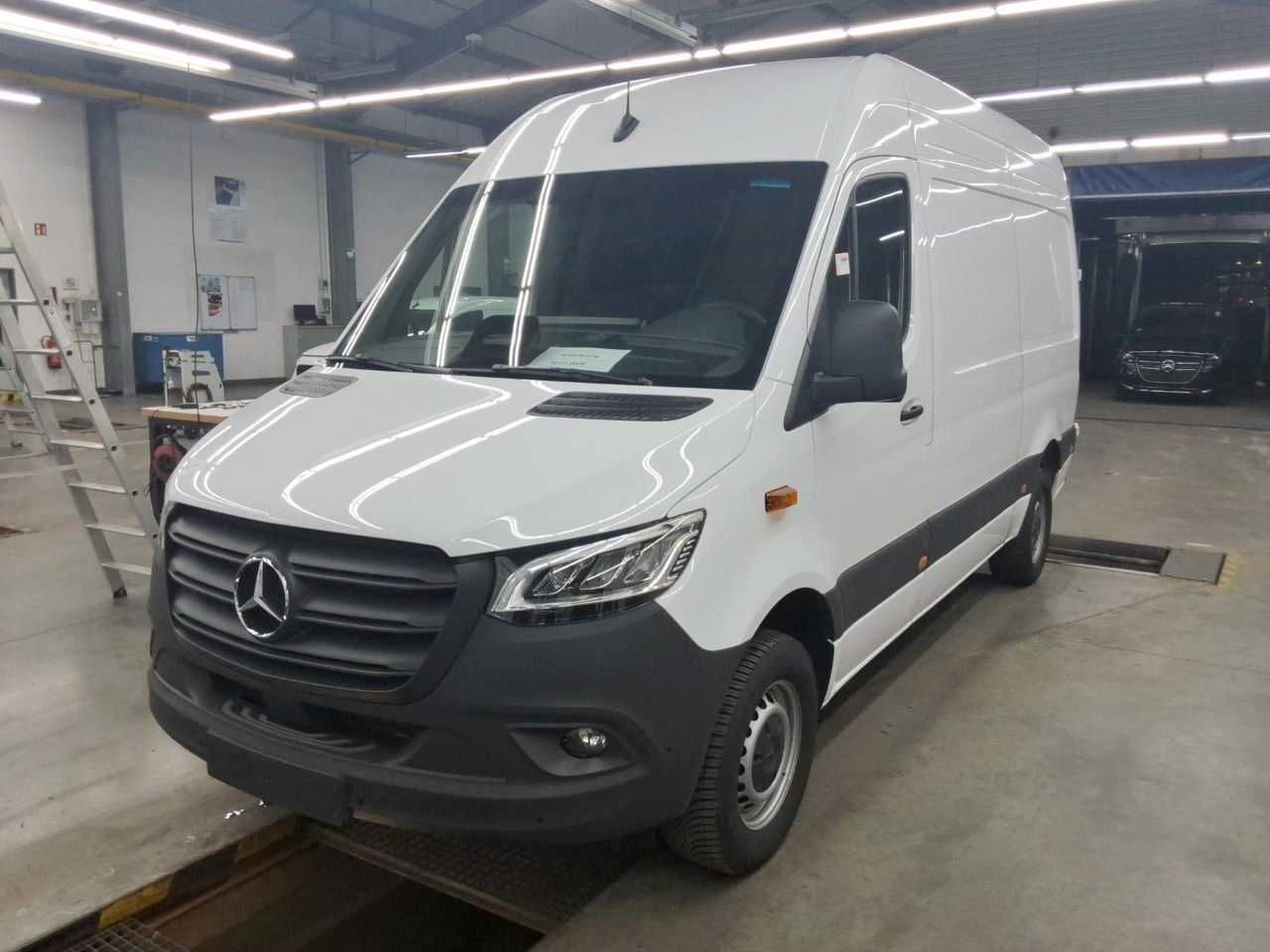 Mercedes-Benz Sprinter 317 CDI 3665 9G Klima Kamera Schwing - Цельнометаллический фургон: фото 1 Mercedes-Benz Sprinter 317 CDI 3665 9G Klima Kamera Schwing - Цельнометаллический фургон: фото 1