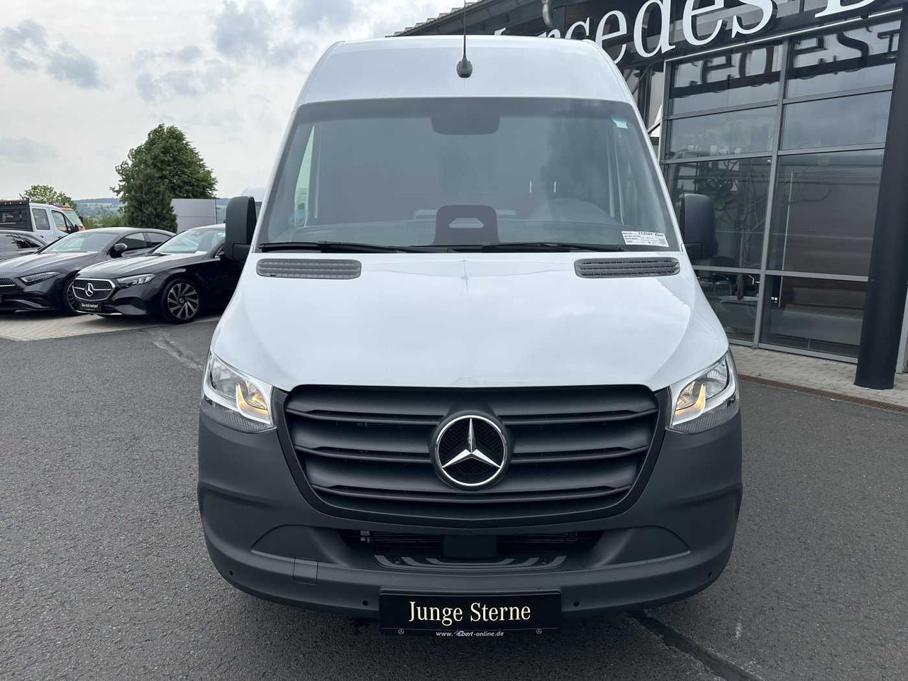 Mercedes-Benz Sprinter 317 CDI 4325 9G AHK Klima Kamera MBUX - Цельнометаллический фургон: фото 2 Mercedes-Benz Sprinter 317 CDI 4325 9G AHK Klima Kamera MBUX - Цельнометаллический фургон: фото 2
