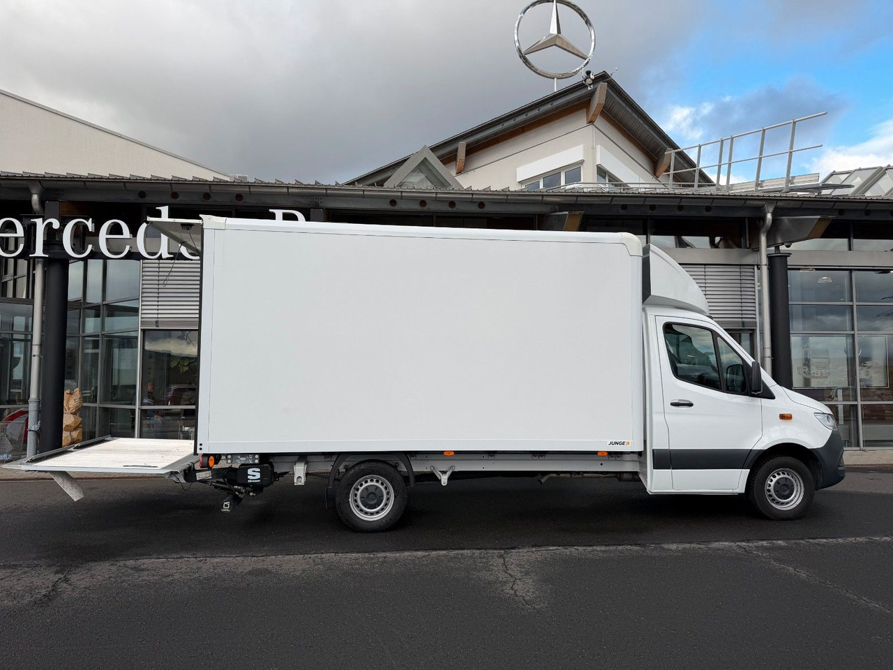 Фургон с закрытым кузовом Mercedes-Benz Sprinter 317 CDI Koffer LBW Klima Kamera MBUX: фото 8