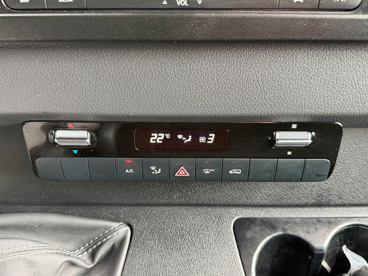 Фургон с закрытым кузовом Mercedes-Benz Sprinter 317 CDI Koffer LBW Klima Kamera MBUX: фото 19