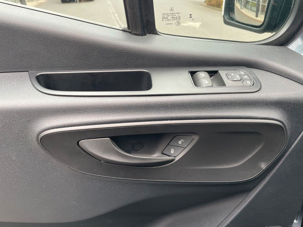 Пассажирский фургон Mercedes-Benz Sprinter 317 CDI Tourer 3665 9G Kamera AHK3,5to: фото 13 Пассажирский фургон Mercedes-Benz Sprinter 317 CDI Tourer 3665 9G Kamera AHK3,5to: фото 13