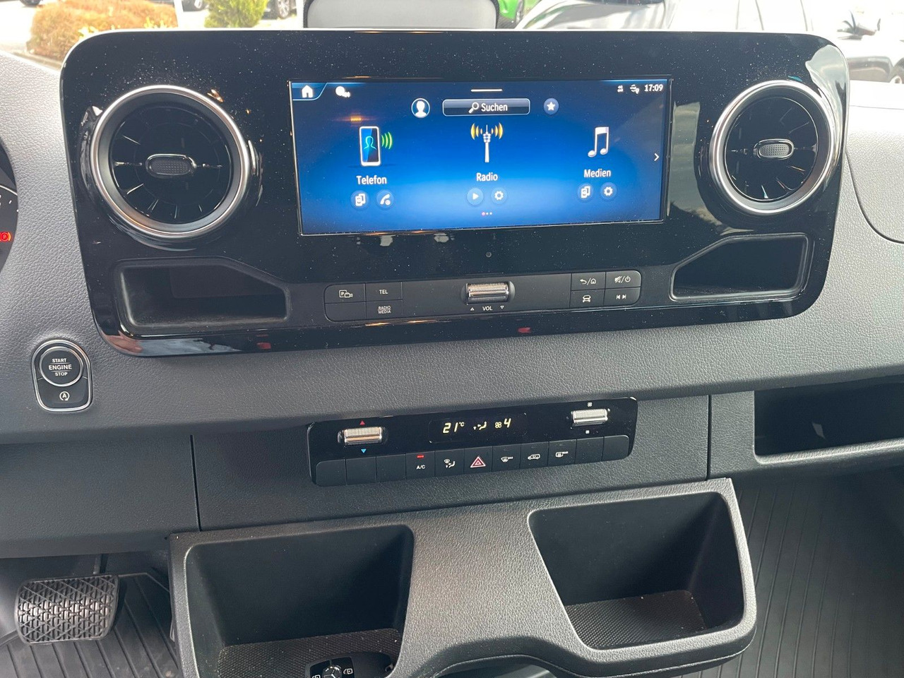 Пассажирский фургон Mercedes-Benz Sprinter 317 CDI Tourer 3665 9G Kamera AHK3,5to: фото 16 Пассажирский фургон Mercedes-Benz Sprinter 317 CDI Tourer 3665 9G Kamera AHK3,5to: фото 16