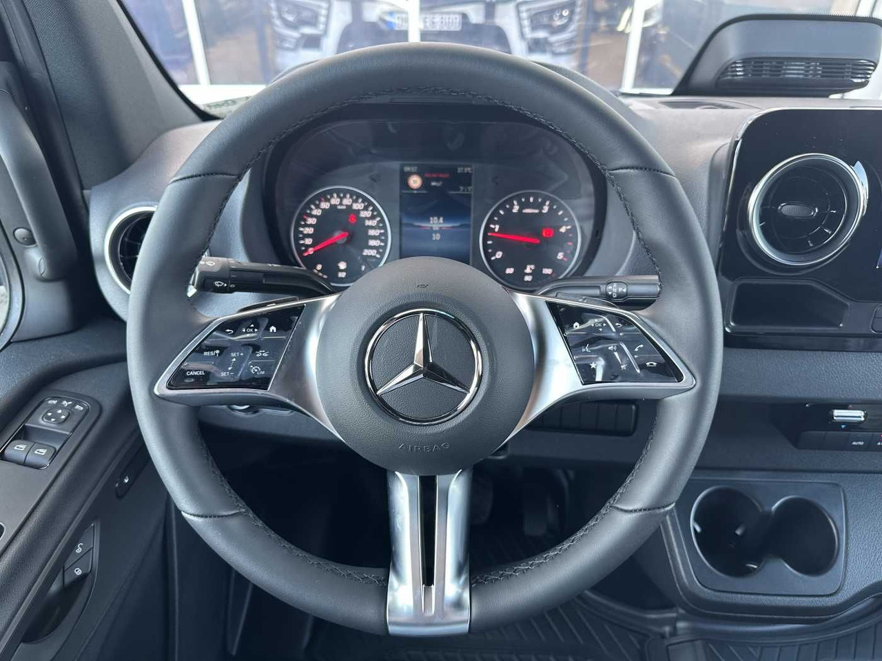 Цельнометаллический фургон Mercedes-Benz Sprinter 319 CDI 4325 AHK DISTRONIC 360 Klima: фото 11