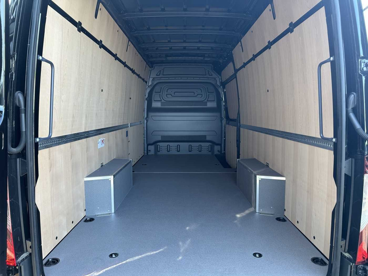 Цельнометаллический фургон Mercedes-Benz Sprinter 319 CDI 4325 AHK DISTRONIC 360 Klima: фото 7