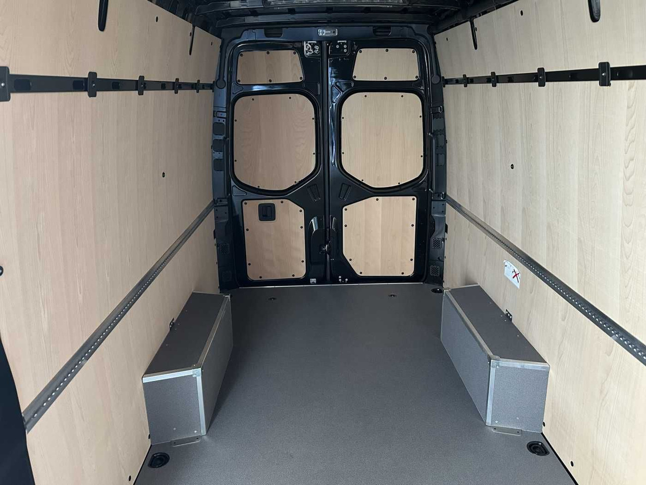 Цельнометаллический фургон Mercedes-Benz Sprinter 319 CDI 4325 AHK DISTRONIC 360 Klima: фото 10