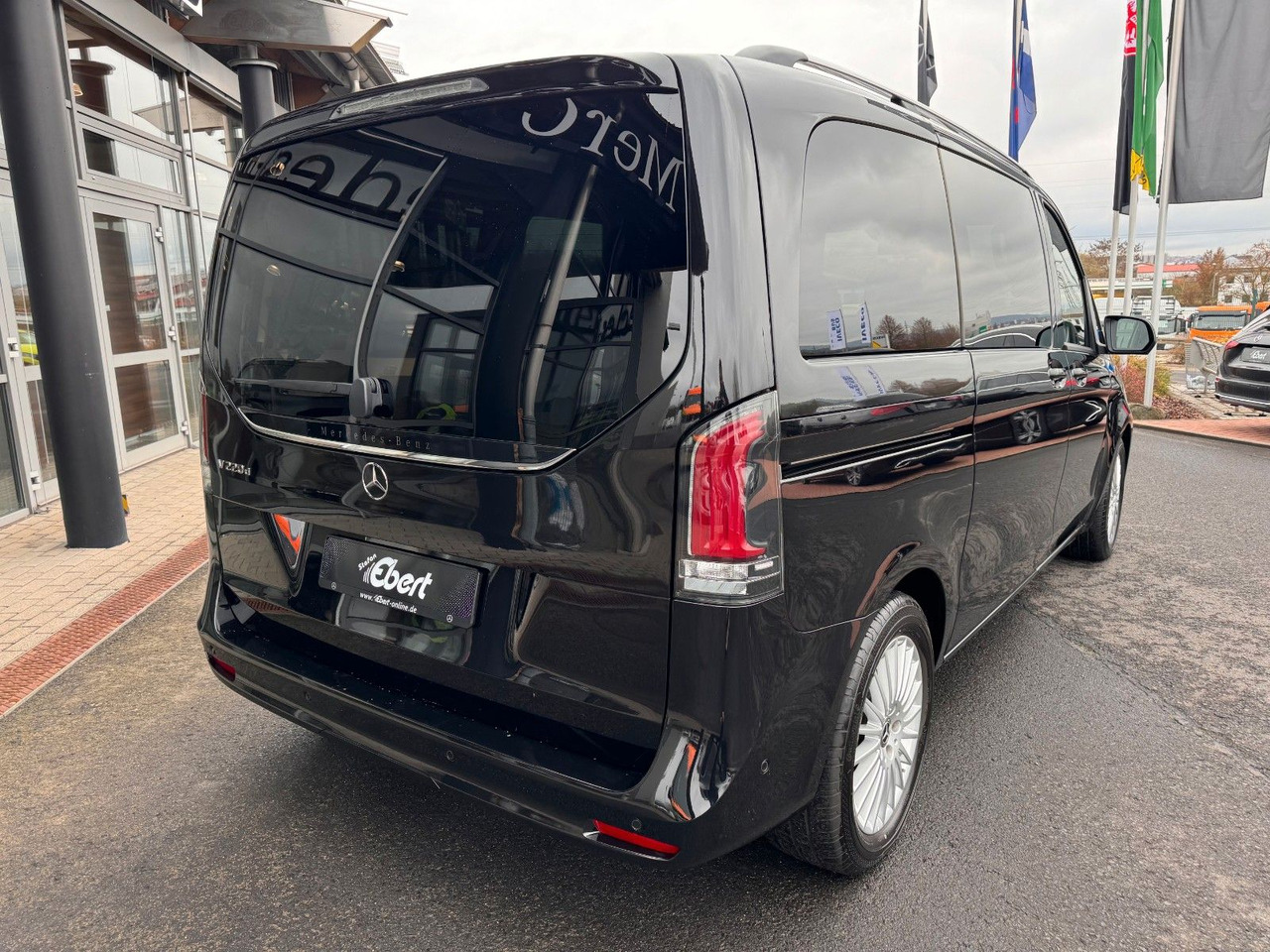 Mercedes-Benz V 220 d STYLE K Liege-Paket AHK2,5 DISTRONIC - Универсал: фото 4 Mercedes-Benz V 220 d STYLE K Liege-Paket AHK2,5 DISTRONIC - Универсал: фото 4