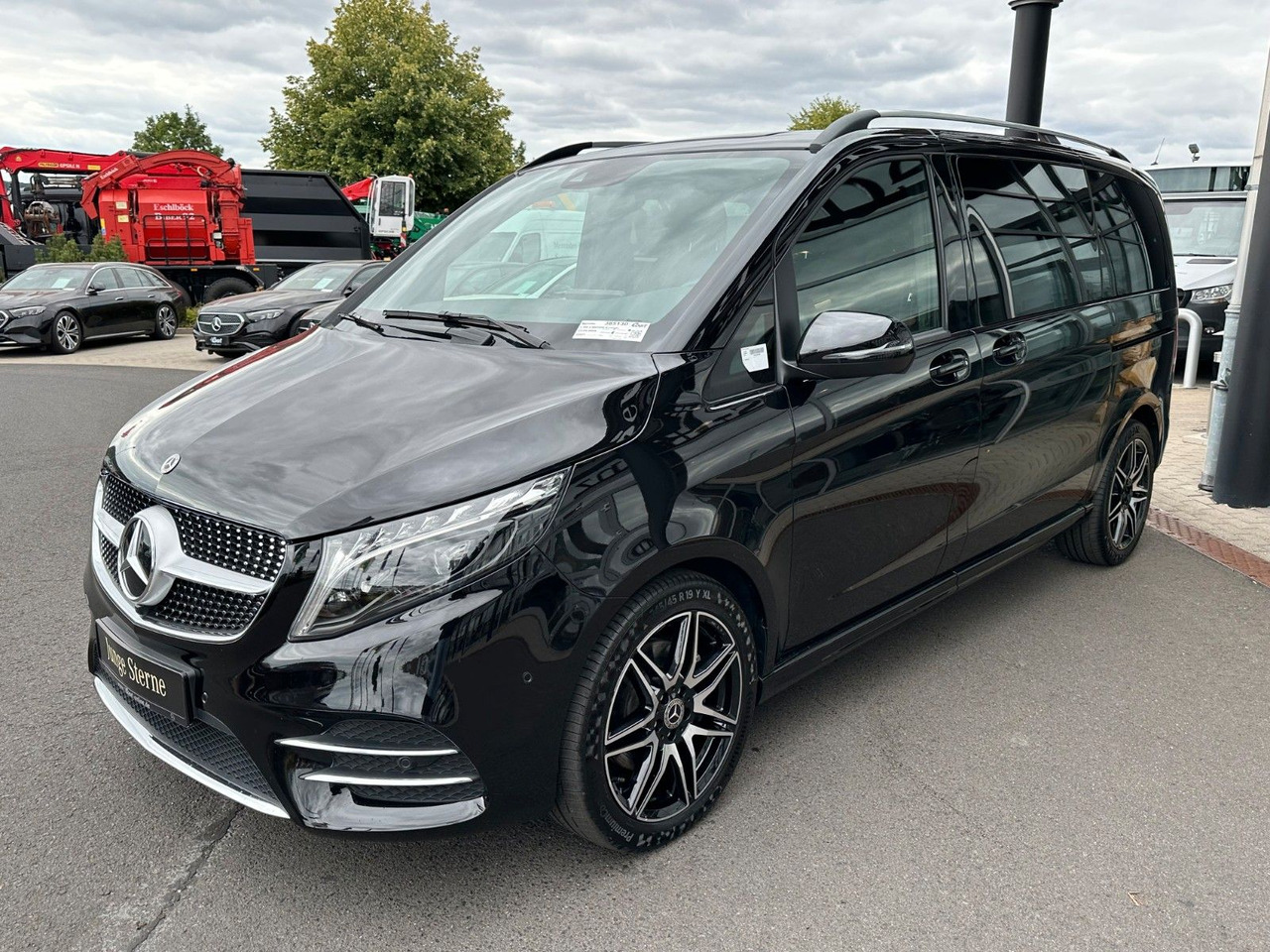 Mercedes-Benz V 250 d EDITION AMG Kompakt ILS elektr Türen - Пассажирский фургон: фото 3 Mercedes-Benz V 250 d EDITION AMG Kompakt ILS elektr Türen - Пассажирский фургон: фото 3