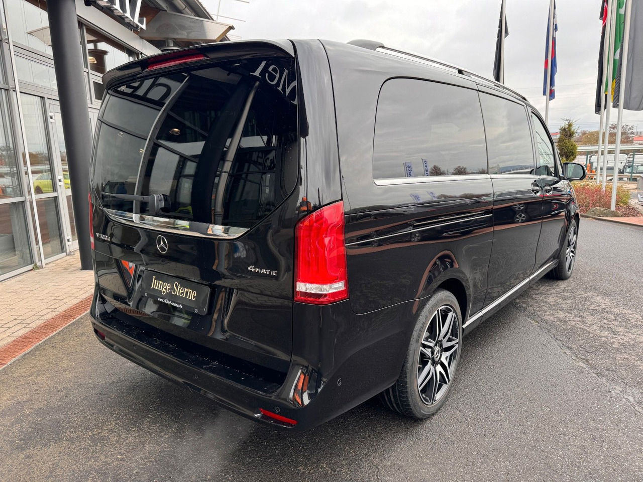 Mercedes-Benz V 300 4MATIC AVA ED AMG Extral AIRMATIC Stdh AHK - Универсал: фото 5 Mercedes-Benz V 300 4MATIC AVA ED AMG Extral AIRMATIC Stdh AHK - Универсал: фото 5