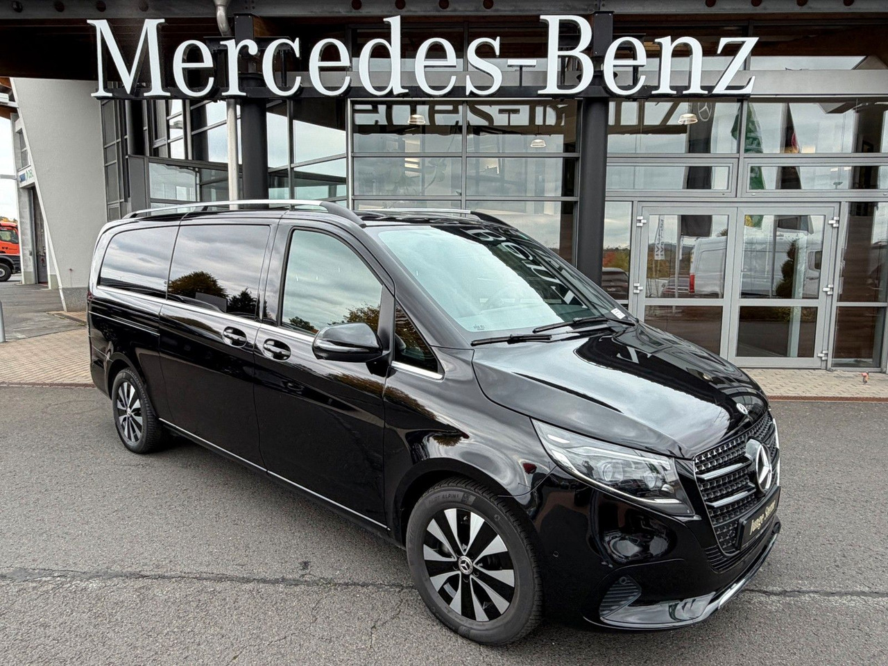 Mercedes-Benz V 300 d AVANTGARDE Extralang 360Kamera Standh - Универсал: фото 1 Mercedes-Benz V 300 d AVANTGARDE Extralang 360Kamera Standh - Универсал: фото 1