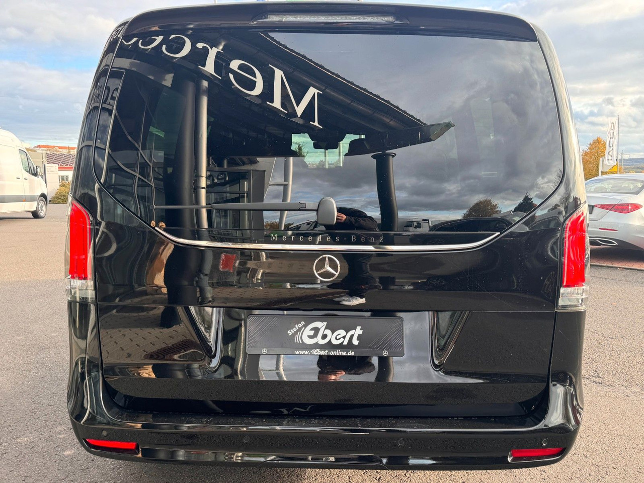 Mercedes-Benz V 300 d EXCLUSIVE AIRMATIC AHK2,5 Standheiz - Пассажирский фургон: фото 5 Mercedes-Benz V 300 d EXCLUSIVE AIRMATIC AHK2,5 Standheiz - Пассажирский фургон: фото 5