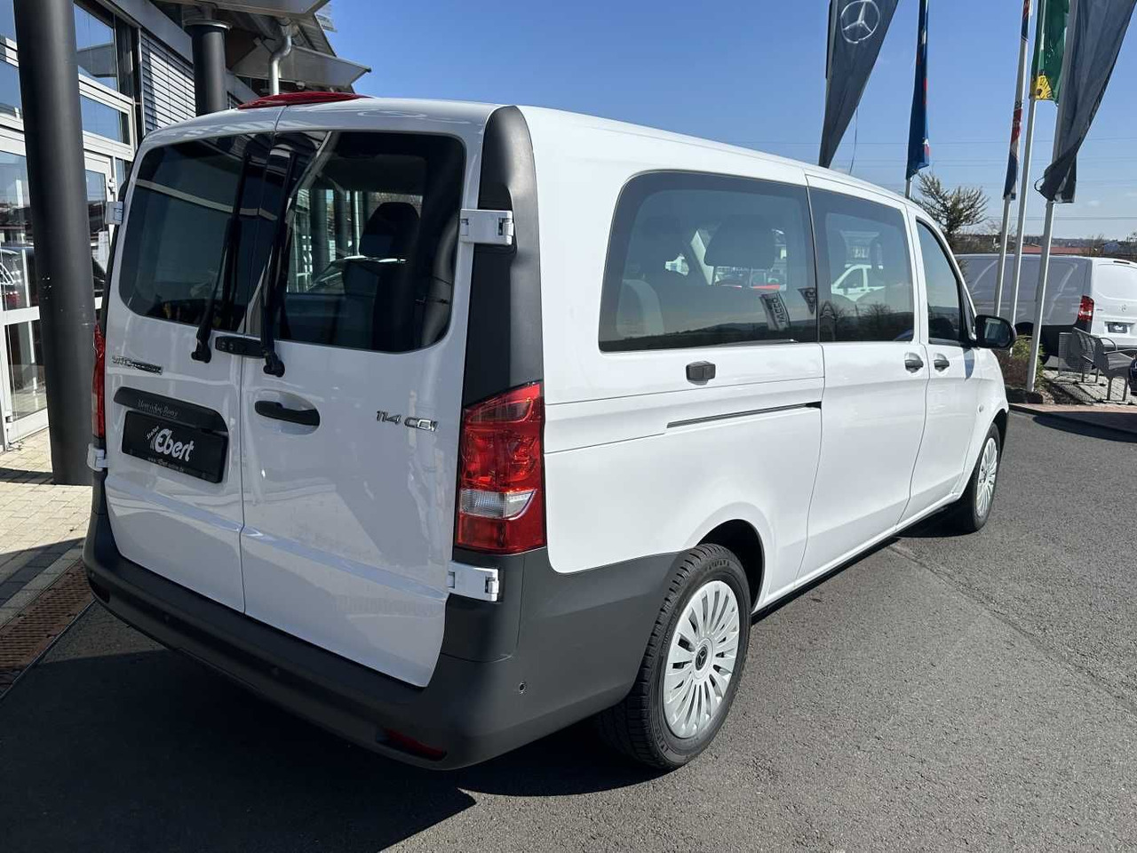 Mercedes-Benz Vito 114 CDI Tourer 8Sitze Klima Audio40 Kamera - Легковой автомобиль: фото 4 Mercedes-Benz Vito 114 CDI Tourer 8Sitze Klima Audio40 Kamera - Легковой автомобиль: фото 4