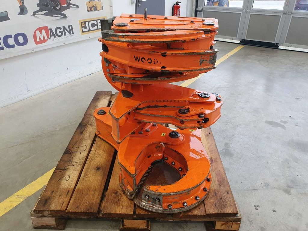 Westtech Woodcracker C250 / Tiltator / Sammler Westtech Woodcracker C250 / Tiltator / Sammler - Навесное оборудование: фото 4 Westtech Woodcracker C250 / Tiltator / Sammler Westtech Woodcracker C250 / Tiltator / Sammler - Навесное оборудование: фото 4