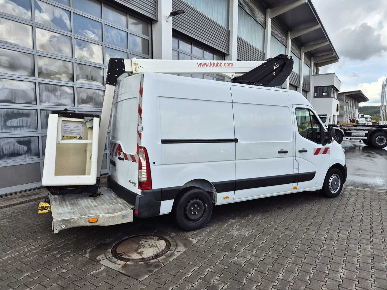 Opel Movano 2.3 CDTI /KLUBB K32, 12,5m - Грузовик с подъемником: фото 4 Opel Movano 2.3 CDTI /KLUBB K32, 12,5m - Грузовик с подъемником: фото 4