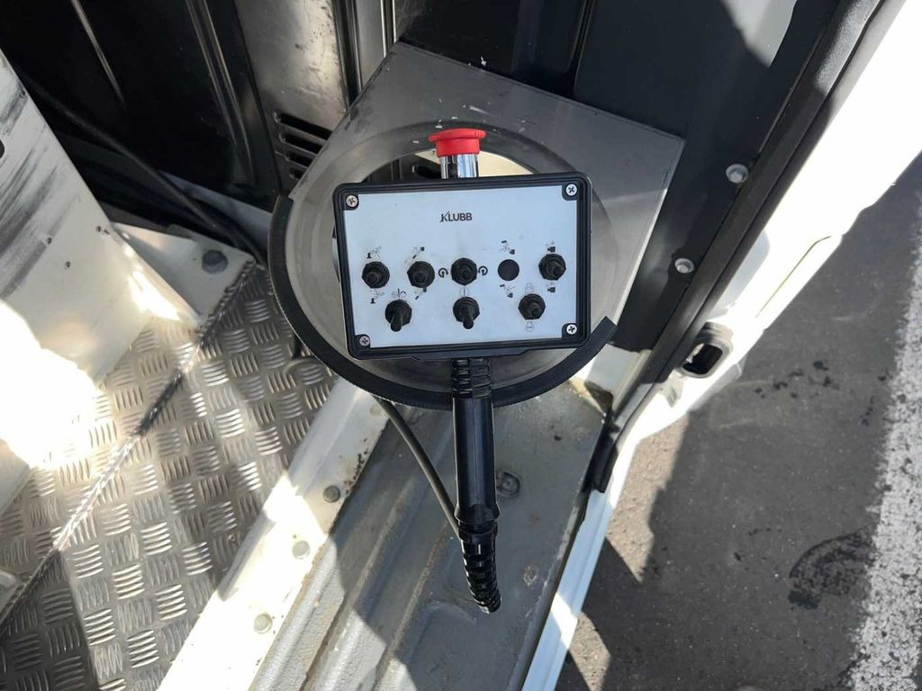 Грузовик с подъемником, Коммерческий автомобиль Renault Master 2.3 dCi / KLUBB K26, 12m: фото 10