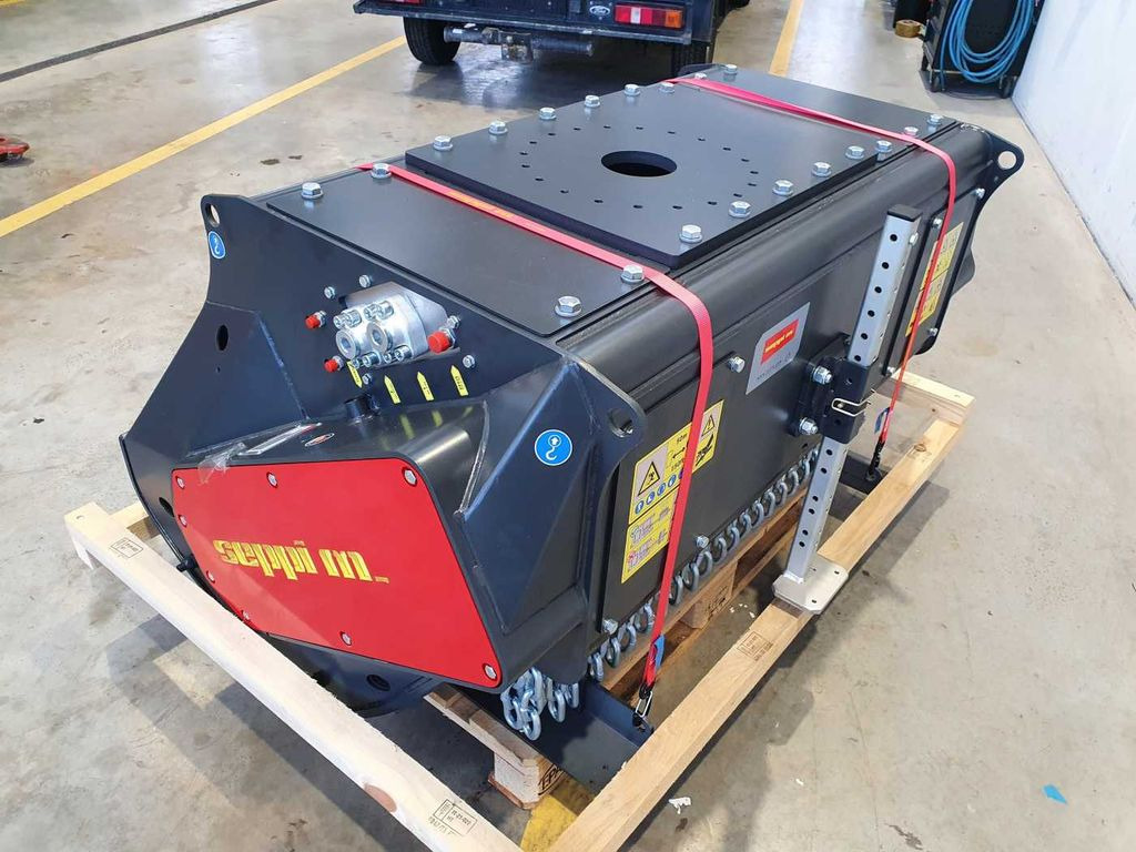 Seppi M. BMS 125 / 13-30t /Forstmulcher/lagernd! - Лесной мульчер: фото 5 Seppi M. BMS 125 / 13-30t /Forstmulcher/lagernd! - Лесной мульчер: фото 5