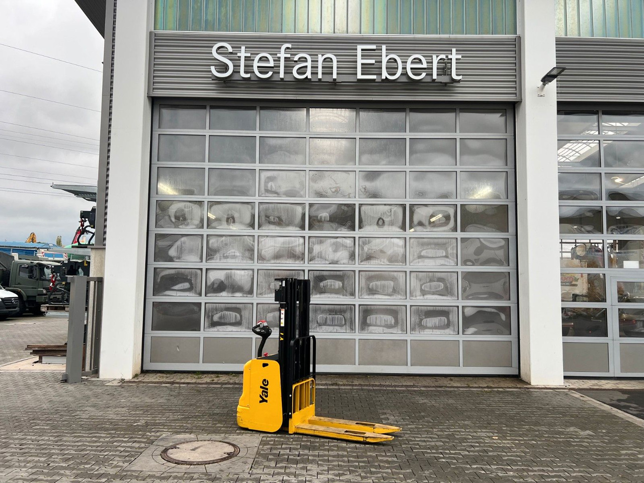 Yale MS 12 AC / Triplex: 4m! / nur 229h! / 2014 - Штабелер: фото 1 Yale MS 12 AC / Triplex: 4m! / nur 229h! / 2014 - Штабелер: фото 1