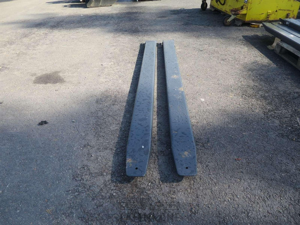 Laten Jatkopiikit 155x60mm 2400mm - Вилы для Строительной техники: фото 2 Laten Jatkopiikit 155x60mm 2400mm - Вилы для Строительной техники: фото 2