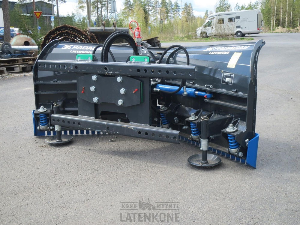 Padagas Nivelaura SSVL-21L - Отвал для снега: фото 1 Padagas Nivelaura SSVL-21L - Отвал для снега: фото 1