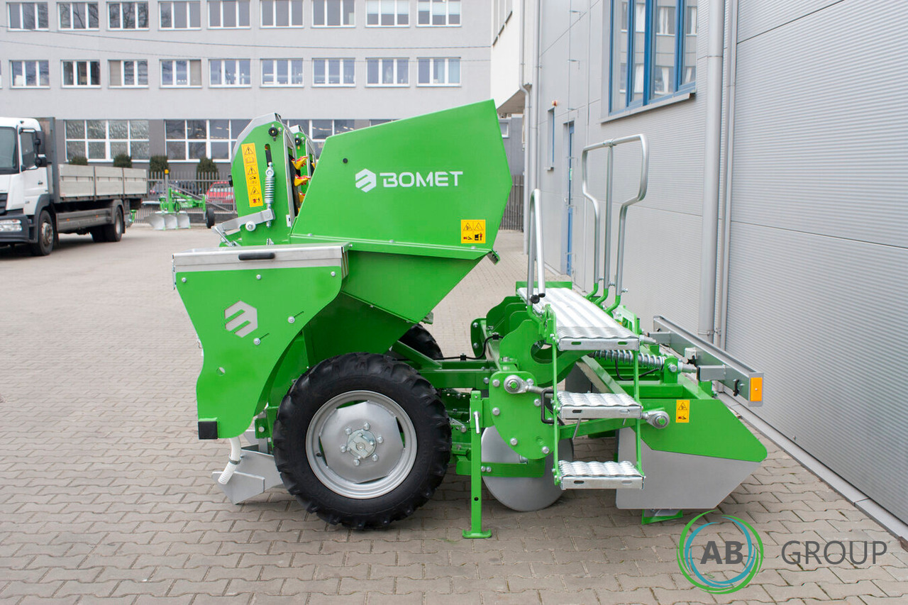 Bomet Gemini S339/1 two-row potato planter (inter-row width: 75 - 90 cm) - Картофелесажалка: фото 3 Bomet Gemini S339/1 two-row potato planter (inter-row width: 75 - 90 cm) - Картофелесажалка: фото 3