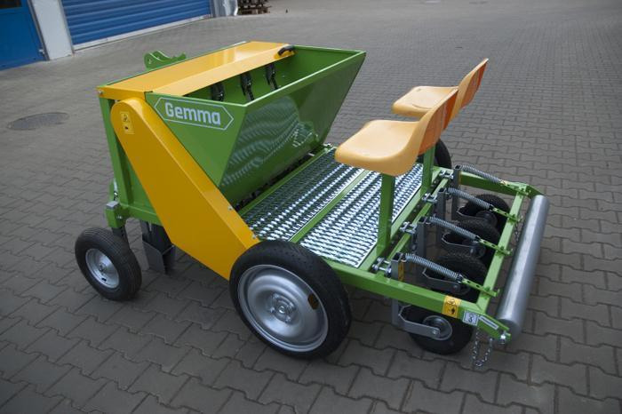 Bomet garlic, bean and onion planter Gemma S290/1 - Картофелесажалка: фото 1 Bomet garlic, bean and onion planter Gemma S290/1 - Картофелесажалка: фото 1