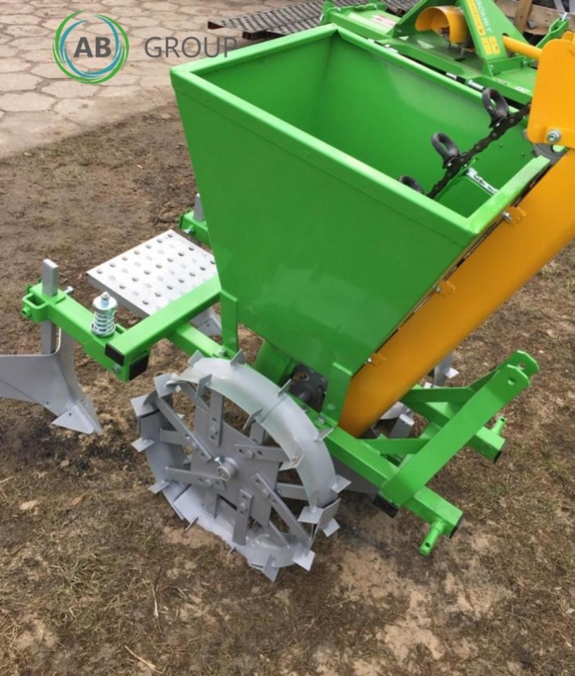 Bomet single-row potato planter Gemini S 239/2 - Картофелесажалка: фото 2 Bomet single-row potato planter Gemini S 239/2 - Картофелесажалка: фото 2