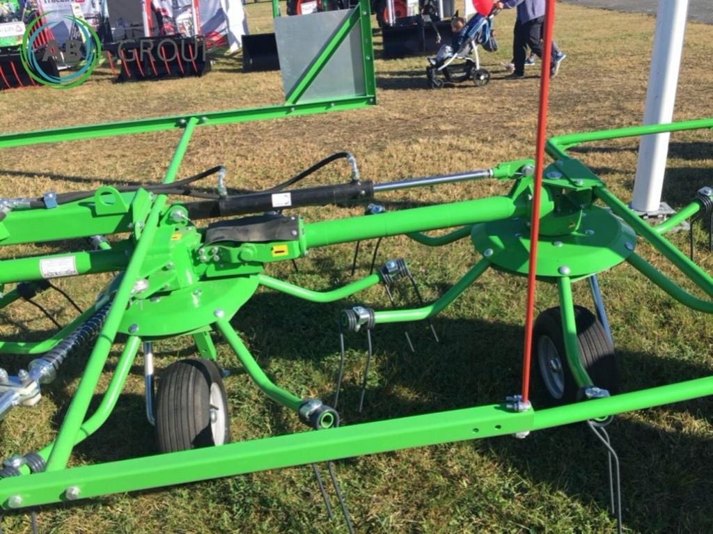 Kowalski rotary tedder Z528 (PKM53), 5,3 m - Сеноворошилка: фото 3 Kowalski rotary tedder Z528 (PKM53), 5,3 m - Сеноворошилка: фото 3