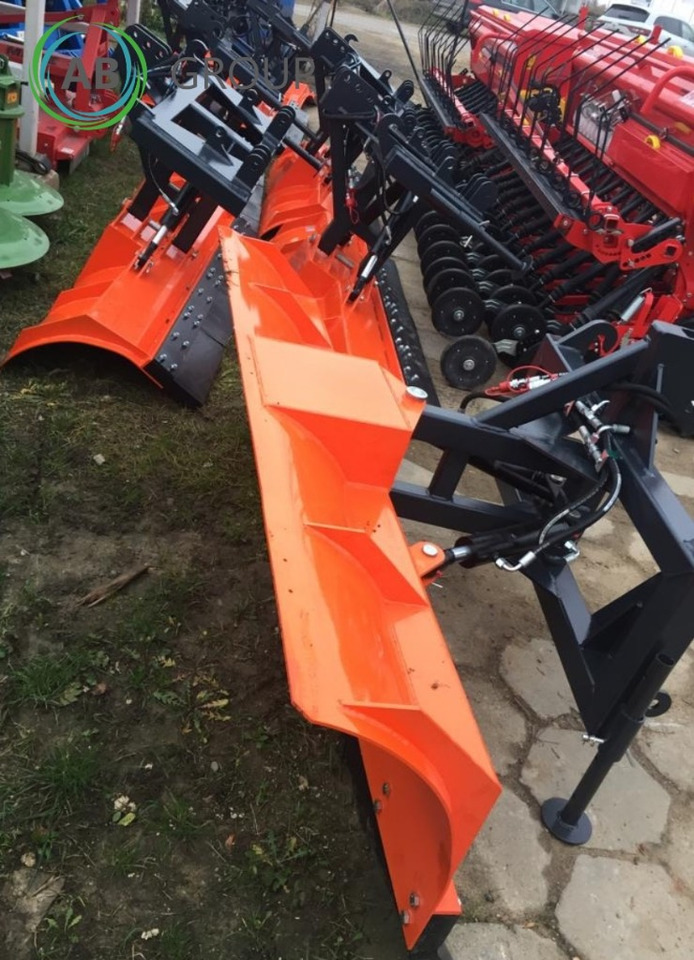 Metal-Technik straight snow plow 2m - Отвал для снега для Сельскохозяйственной техники: фото 1 Metal-Technik straight snow plow 2m - Отвал для снега для Сельскохозяйственной техники: фото 1